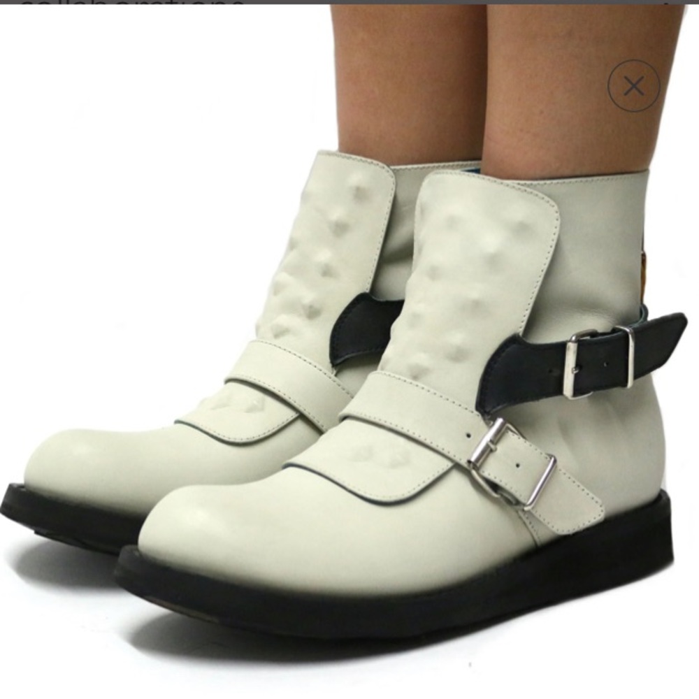 Pskaufman no. 1011 Roadway Back Zip Boot in Bone
